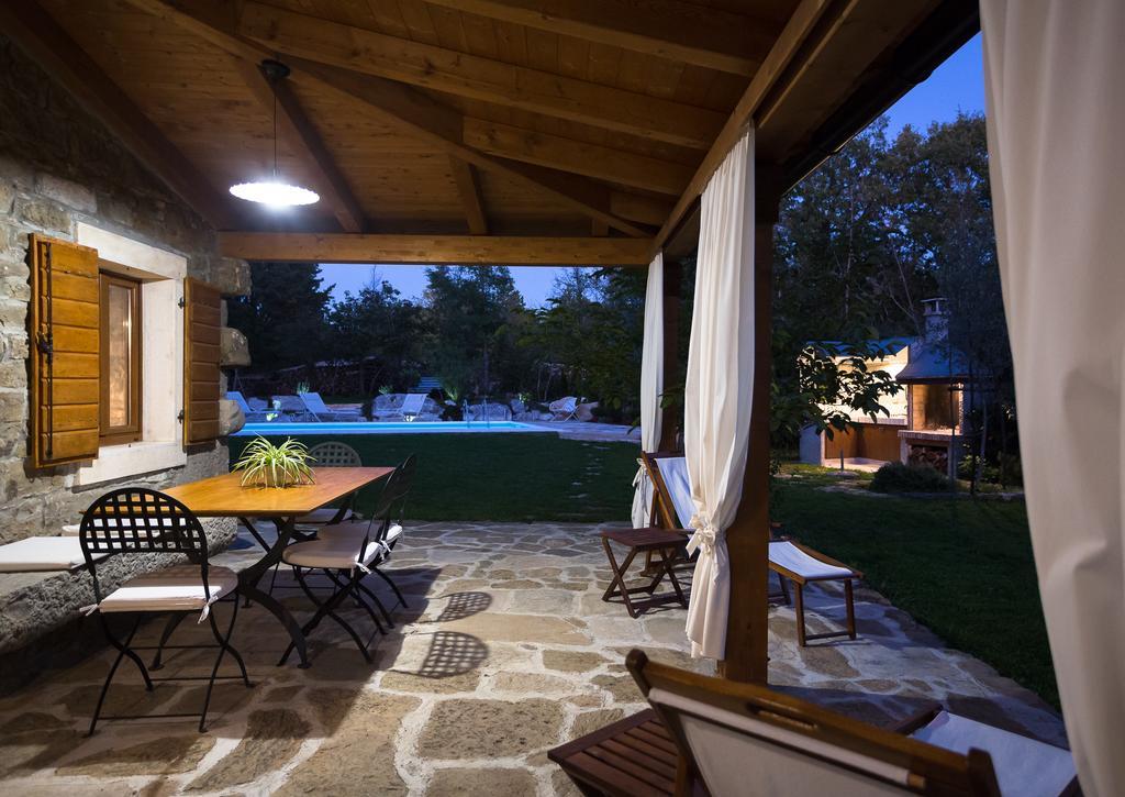 Holiday Home Casa Dei Farfui Momjan Εξωτερικό φωτογραφία