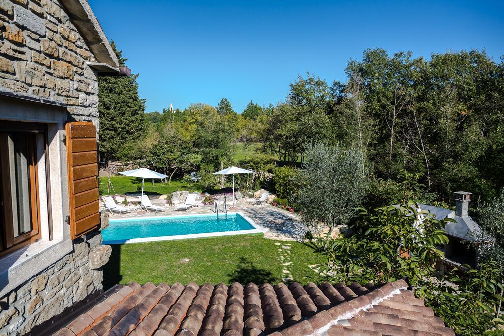 Holiday Home Casa Dei Farfui Momjan Εξωτερικό φωτογραφία